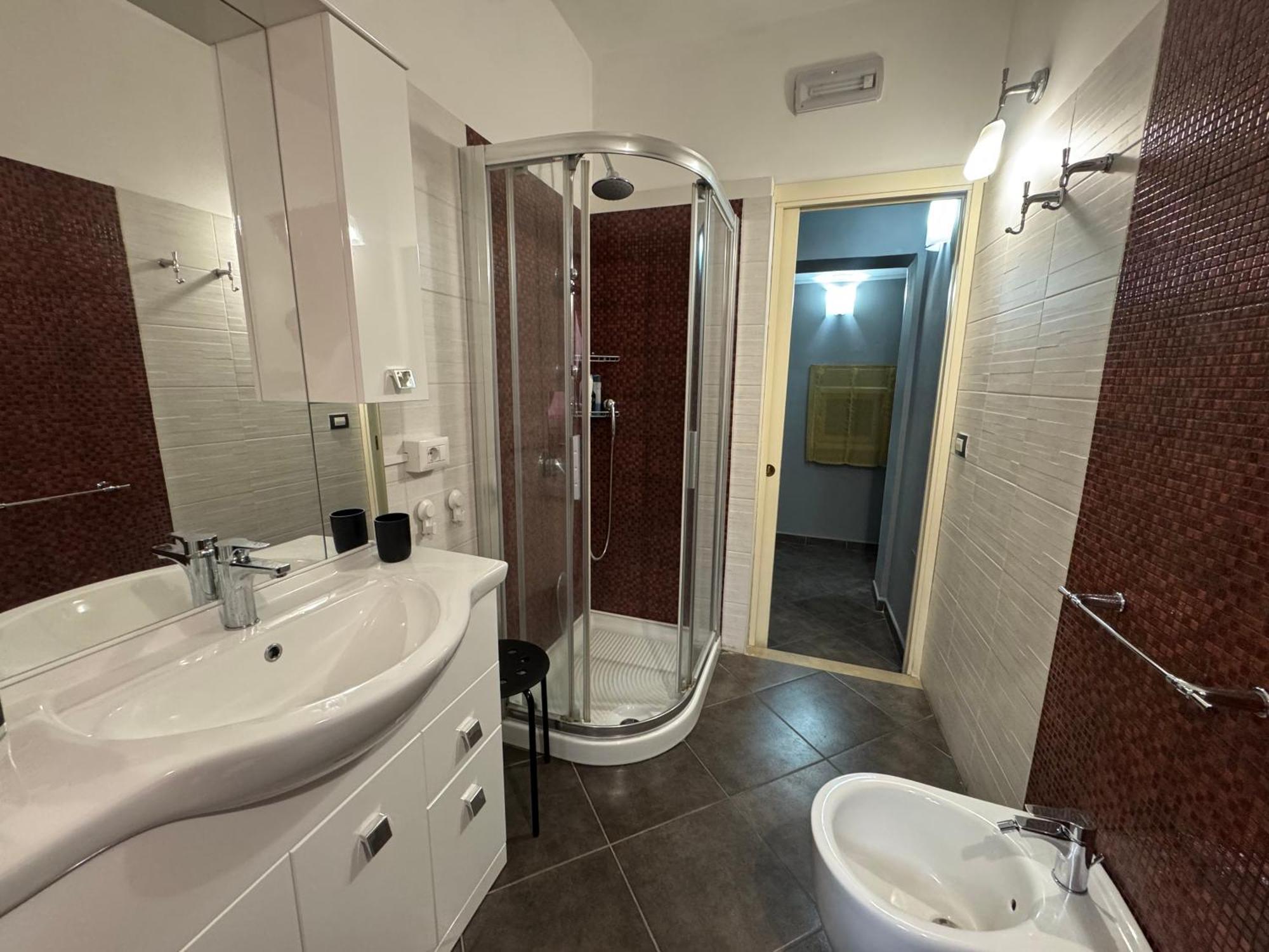 Etna Charme Apartment คาตาเนีย ภายนอก รูปภาพ